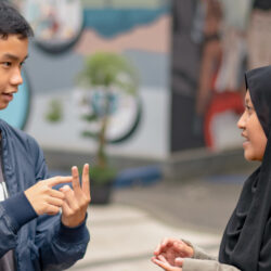 Van wantrouwen naar begrip: vooroordelen verdwijnen wanneer mensen elkaar echt ontmoeten